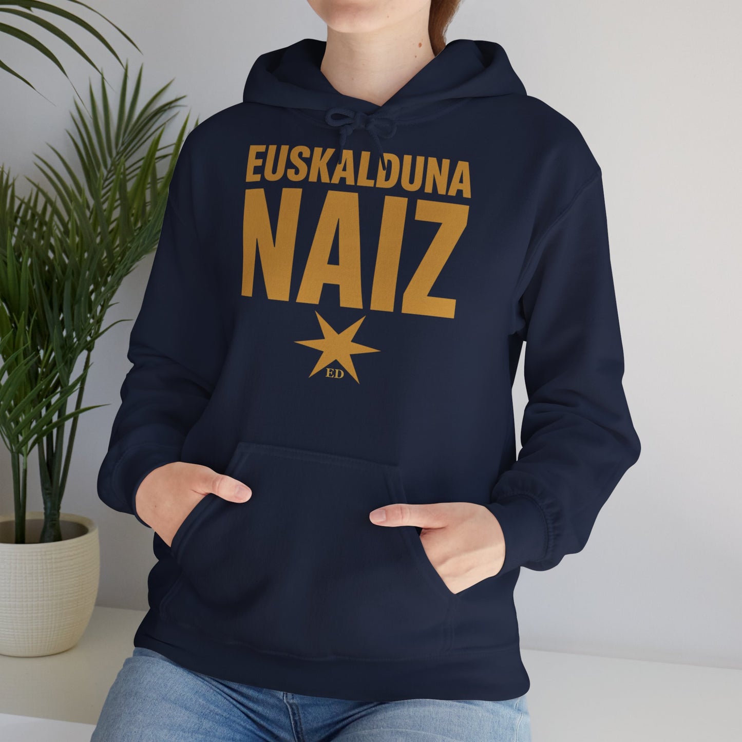 Basque Pride Hoodie | Euskalduna Naiz Warm Fit