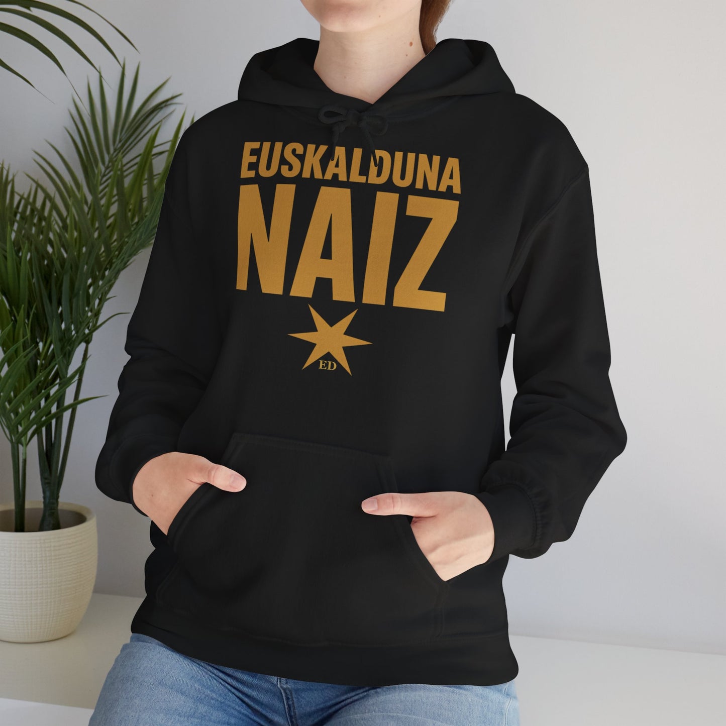 Basque Pride Hoodie | Euskalduna Naiz Warm Fit