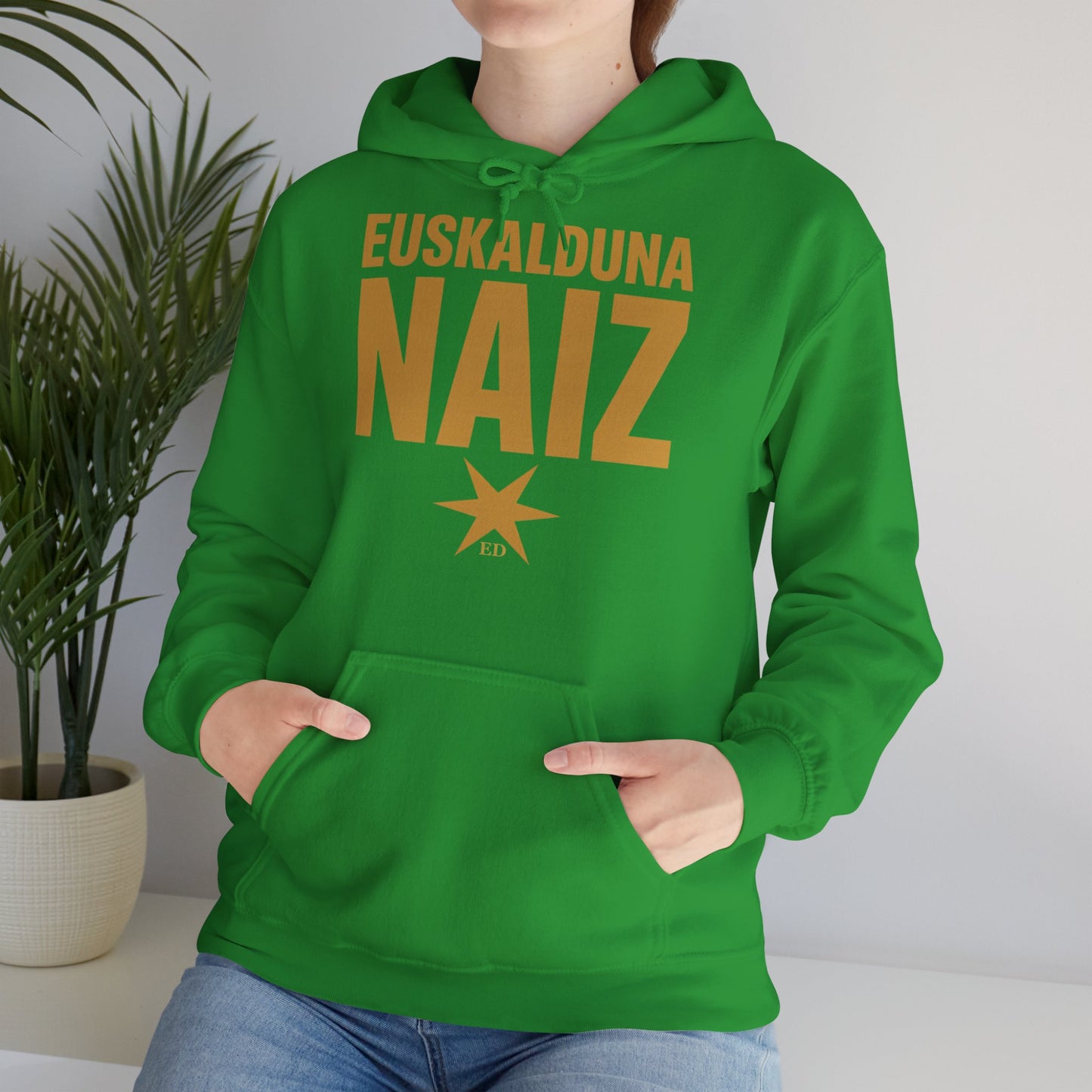 Basque Pride Hoodie | Euskalduna Naiz Warm Fit