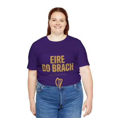 Irish Pride T-Shirt | Éire Go Brách Tee