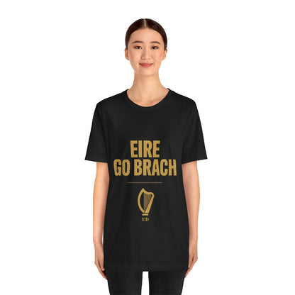 Irish Pride T-Shirt | Éire Go Brách Tee